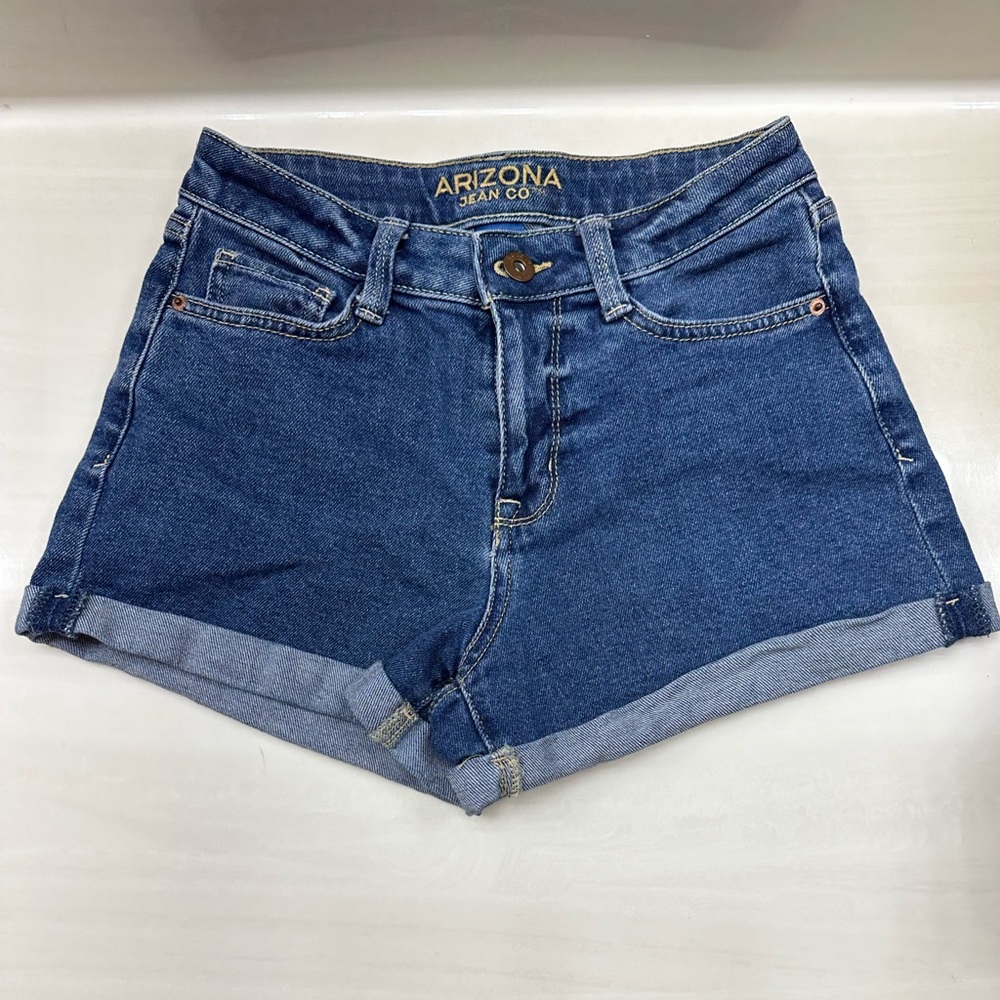 Az Jean shorts